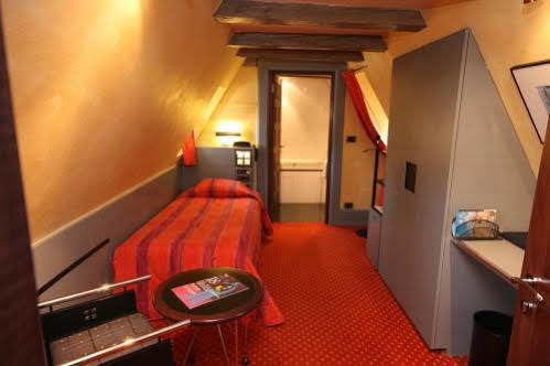 Maison Kammerzell - Hotel & Restaurant ストラスブール エクステリア 写真